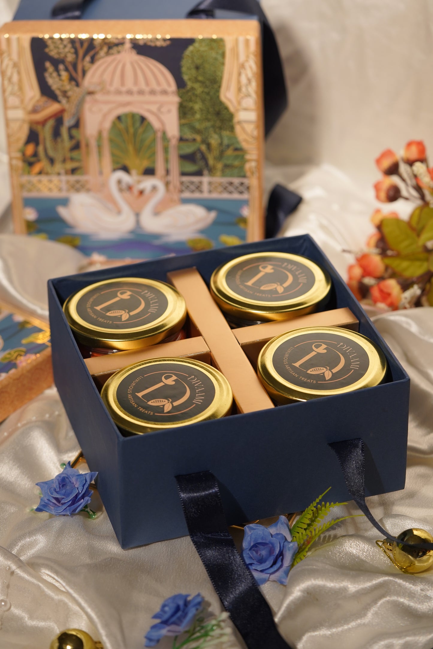 Swan Elegance – 4 Jar Hamper